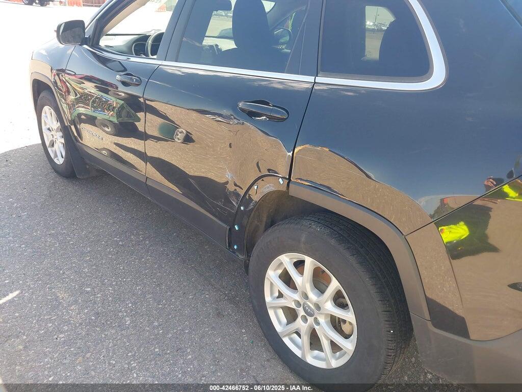 1C4PJMCS0GW154652 2016 JEEP CHEROKEE photo no. 6
