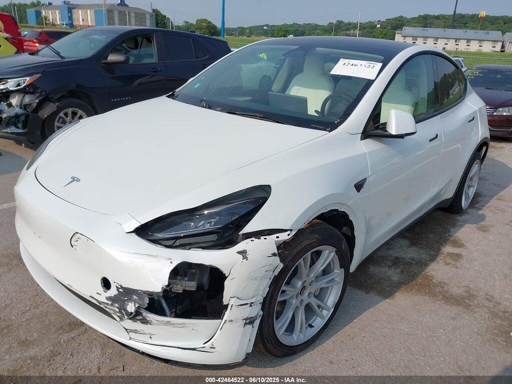 7SAYGAEE2PF648446 2023 TESLA MODEL Y photo no. 2