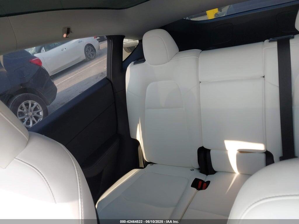 7SAYGAEE2PF648446 2023 TESLA MODEL Y photo no. 8