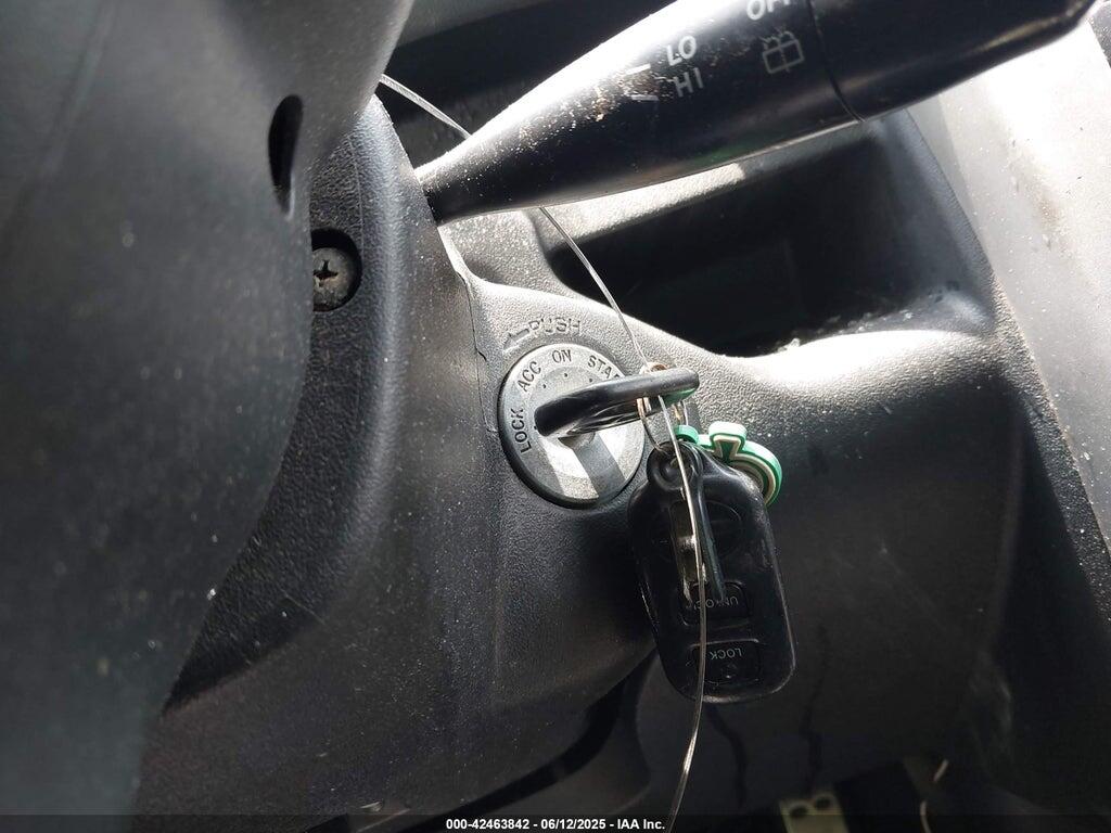 JTLKT324364080773 2006 SCION XB photo no. 11