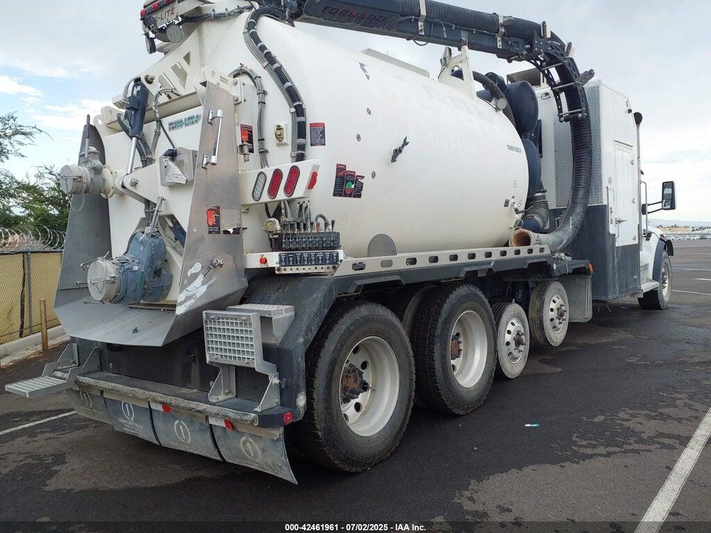 2NP8XJ0X2PM881341 2023 PETERBILT 548 photo no. 4
