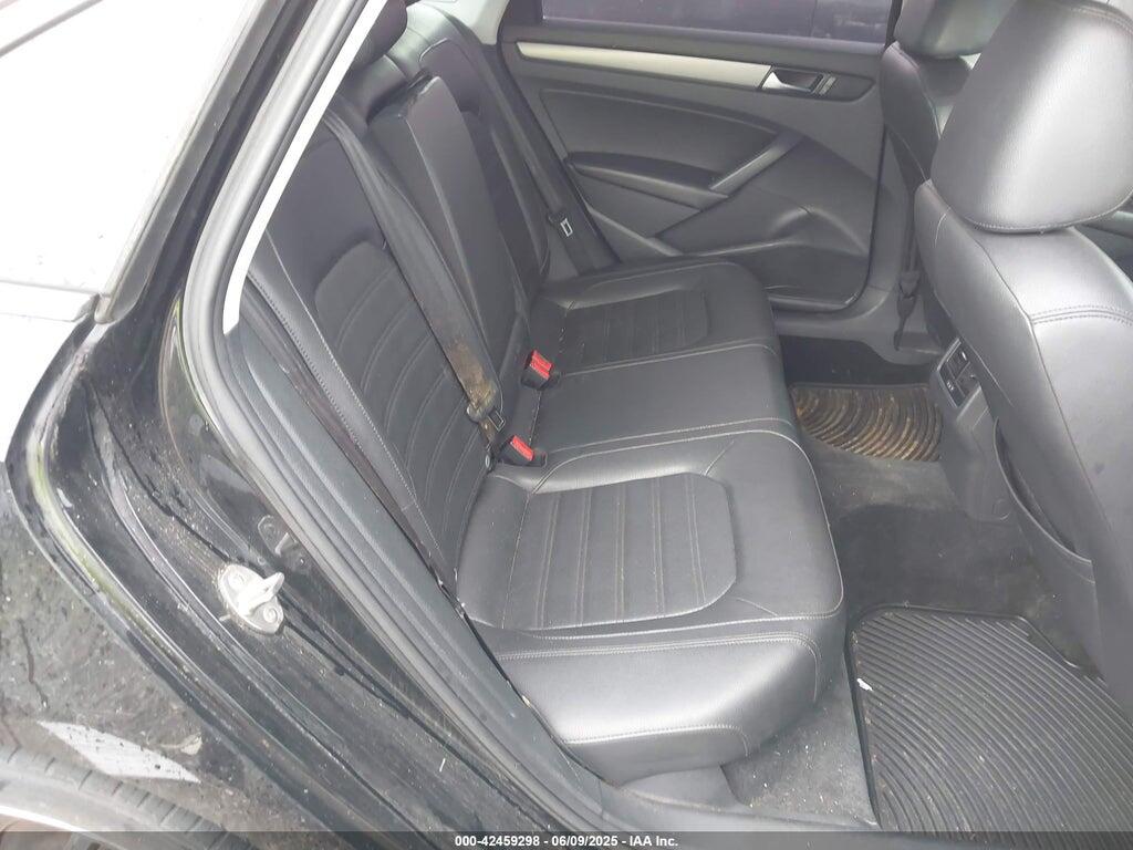 1VWBT7A32FC020806 2015 VOLKSWAGEN PASSAT photo no. 8