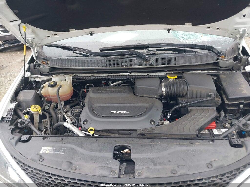 2C4RC1BG6JR280626 2018 CHRYSLER PACIFICA photo no. 10