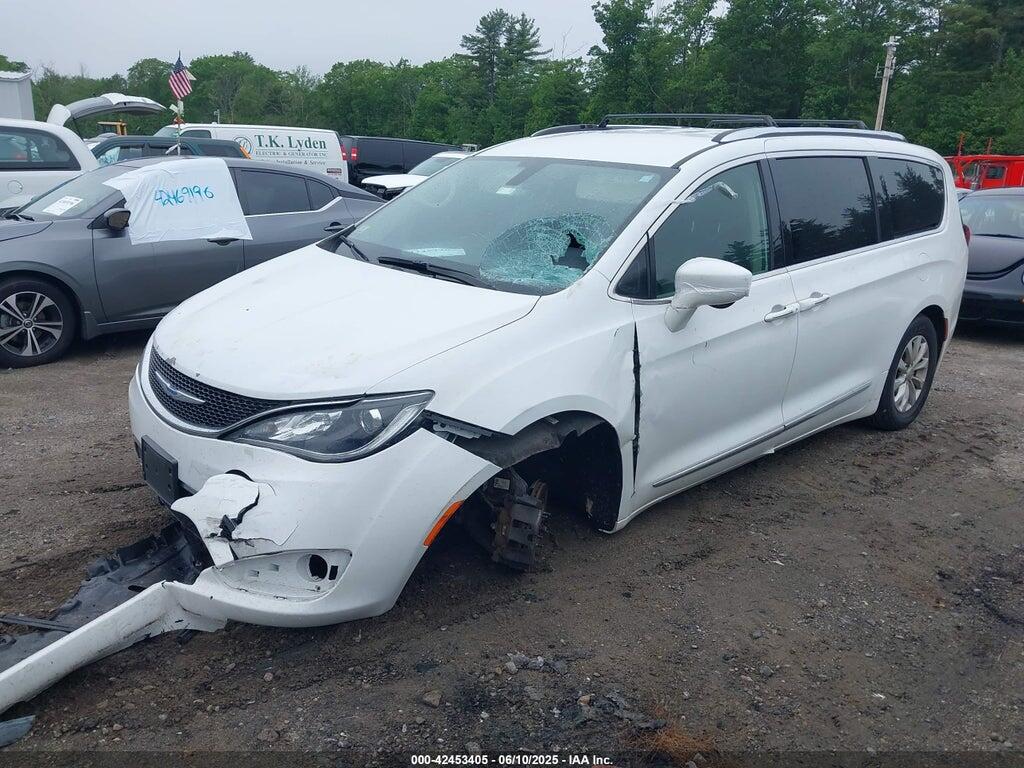 2C4RC1BG6JR280626 2018 CHRYSLER PACIFICA photo no. 2