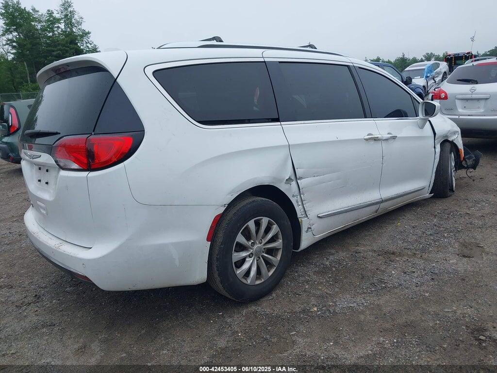 2C4RC1BG6JR280626 2018 CHRYSLER PACIFICA photo no. 4