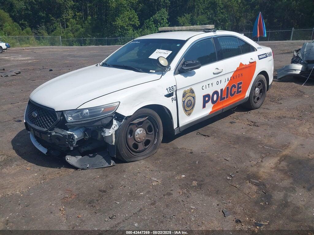1FAHP2MK9JG114566 2018 FORD POLICE INTERCEPTOR photo no. 2