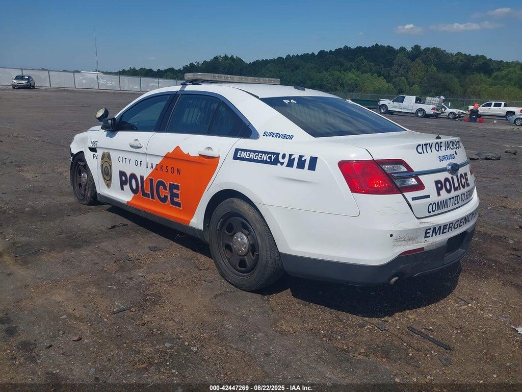 1FAHP2MK9JG114566 2018 FORD POLICE INTERCEPTOR photo no. 3