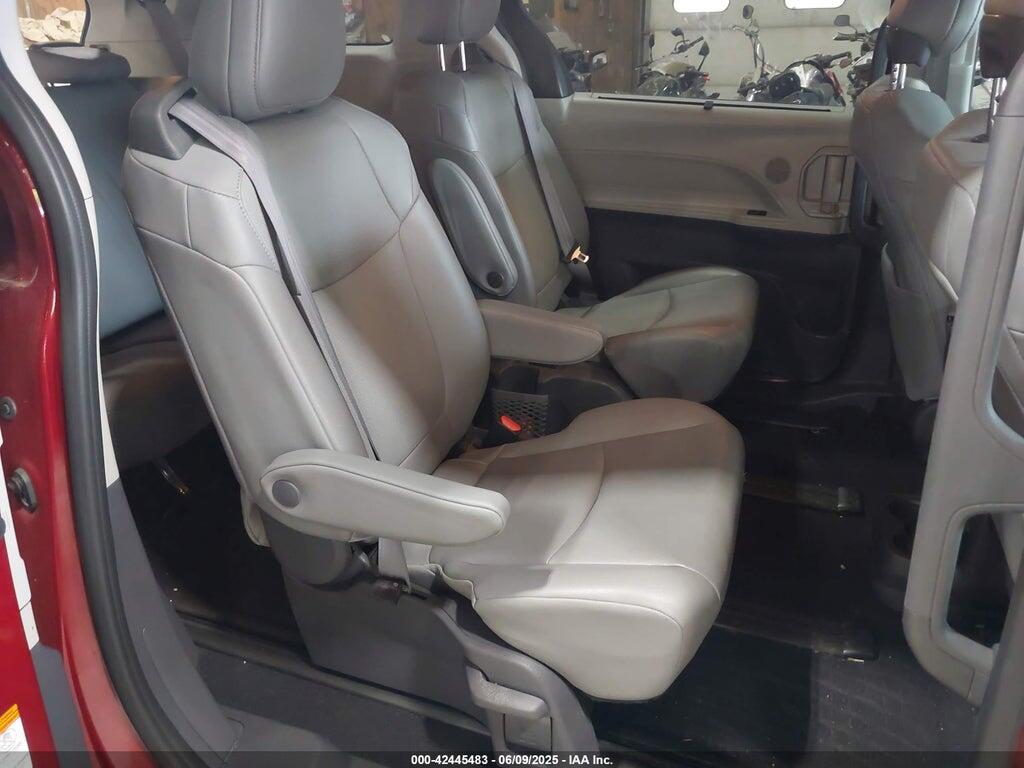 5TDYSKFC5MS011766 2021 TOYOTA SIENNA photo no. 8
