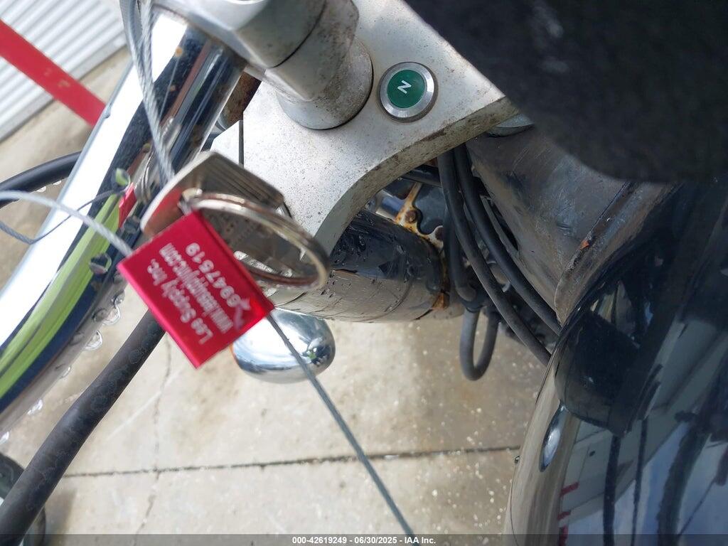 JH2RC4439XM100747 1999 HONDA VT750 photo no. 11