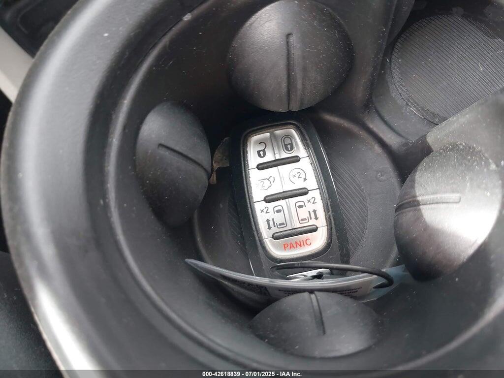 2C4RC1BG8PR594481 2023 CHRYSLER PACIFICA photo no. 11