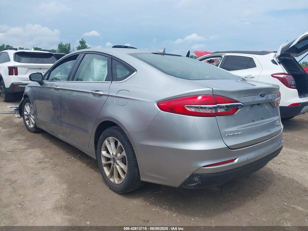 3FA6P0HDXLR261983 2020 FORD FUSION photo no. 3