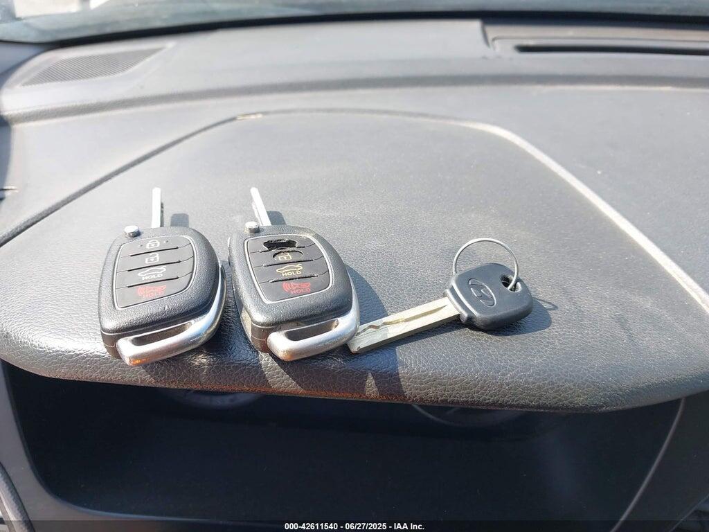 5NPE24AF7FH006240 2015 HYUNDAI SONATA photo no. 11