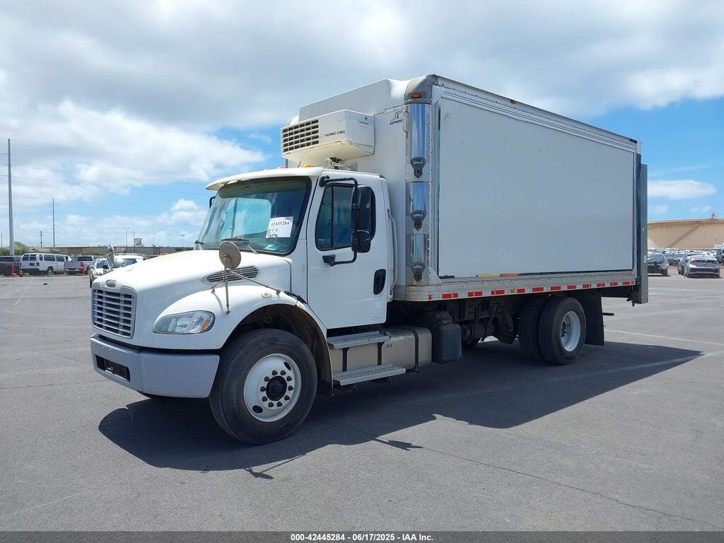 1FVACXDT9HHHV8027 2017 FREIGHTLINER M2 106 photo no. 2