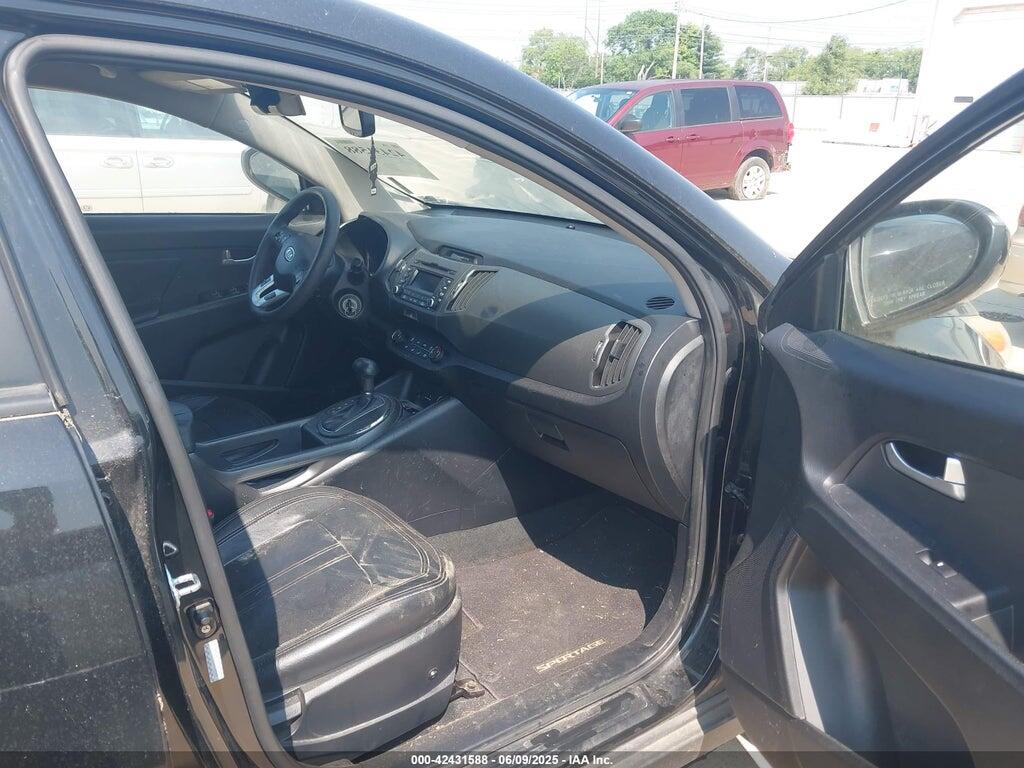 KNDPBCA23B7138622 2011 KIA SPORTAGE photo no. 5