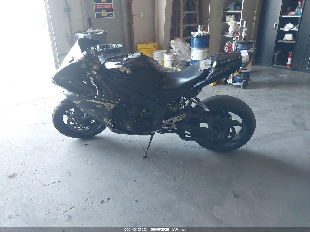 JYARN23Y8BA002142 2011 YAMAHA YZFR1 photo no. 12