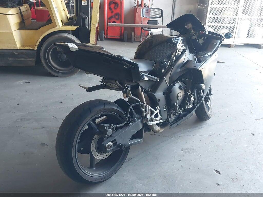 JYARN23Y8BA002142 2011 YAMAHA YZFR1 photo no. 4