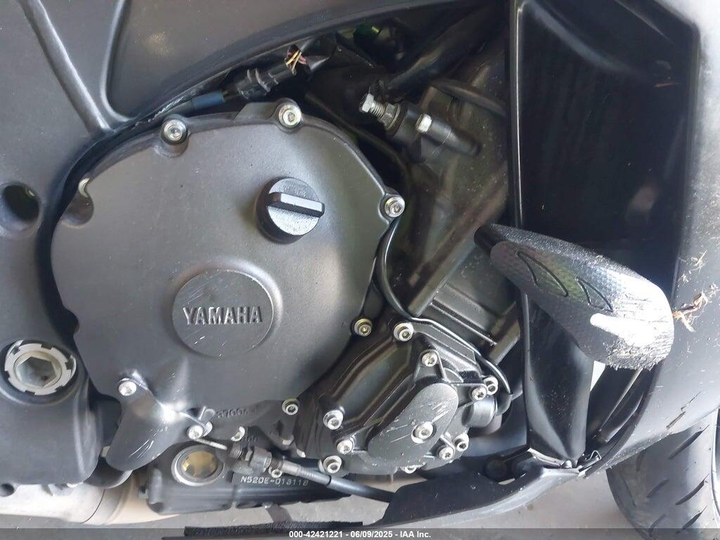 JYARN23Y8BA002142 2011 YAMAHA YZFR1 photo no. 8