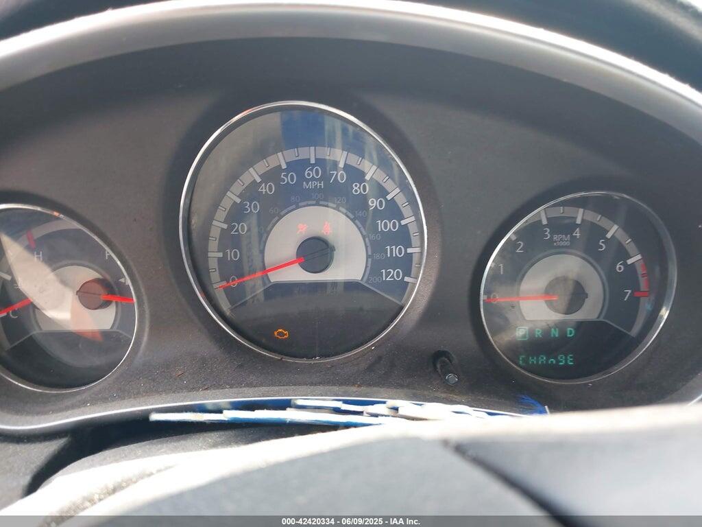 1C3BC4FB4BN562753 2011 CHRYSLER 200 photo no. 7