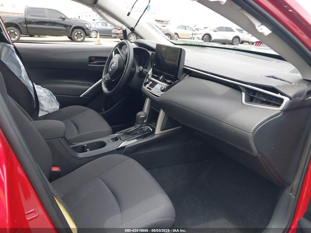 7MUBAAAG2RV104982 2024 TOYOTA COROLLA CROSS photo no. 5