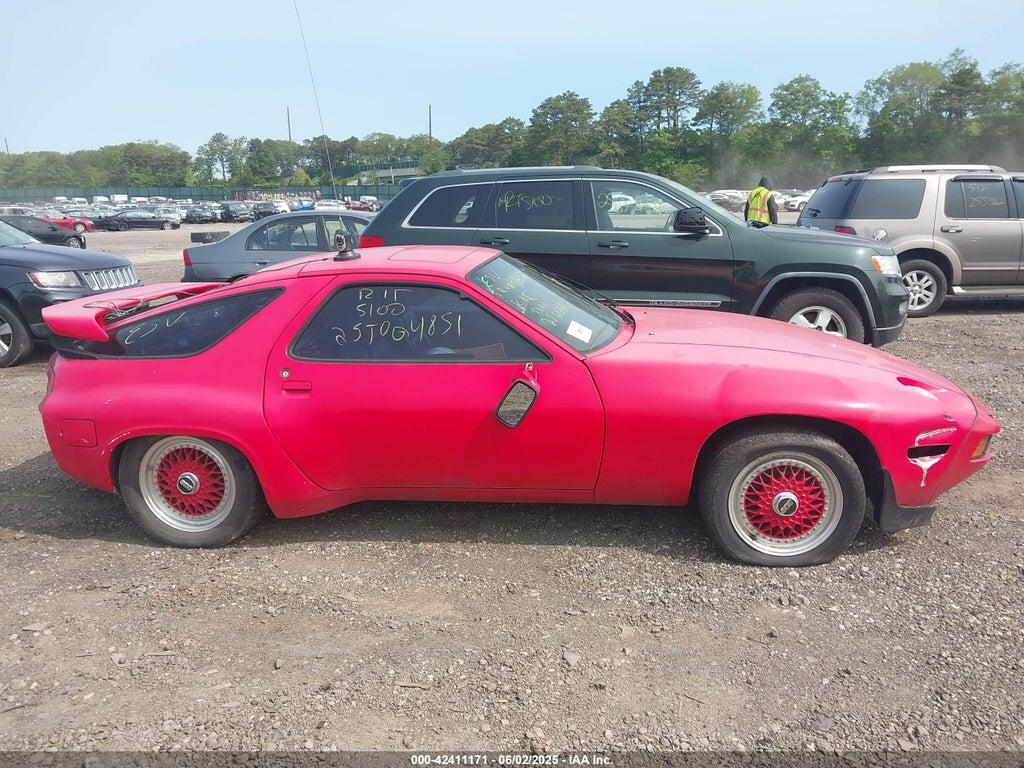 WP0JB0920DS861806 1983 PORSCHE 928 photo no. 12
