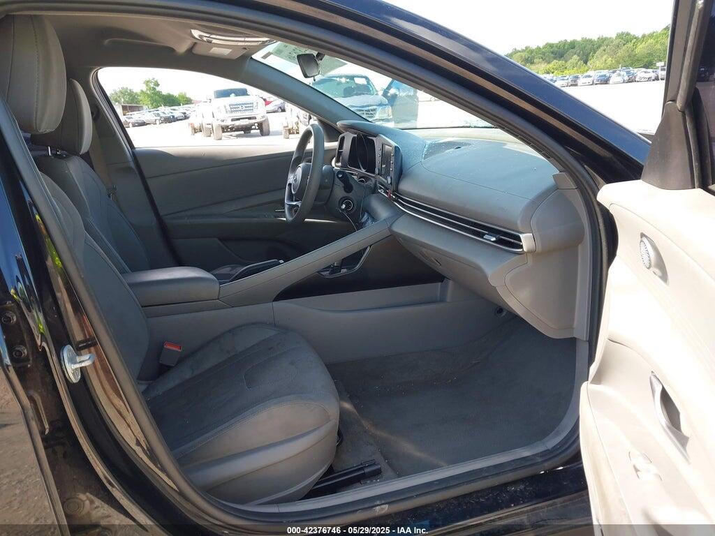 5NPLL4AG4NH056895 2022 HYUNDAI ELANTRA photo no. 5