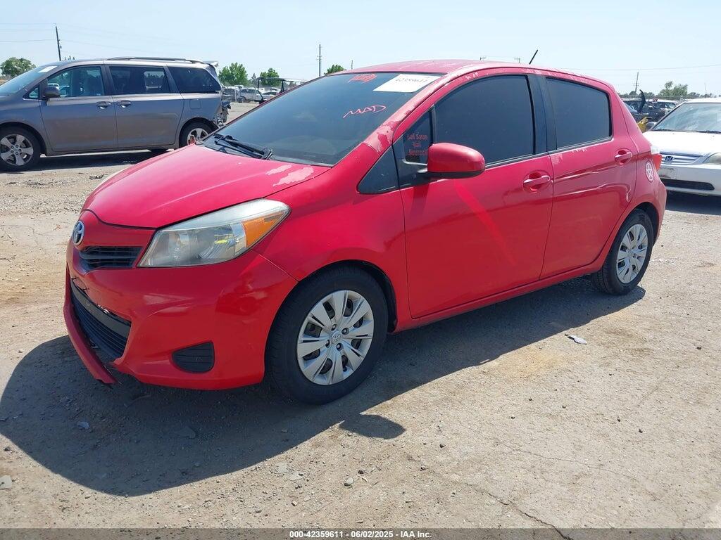 JTDKTUD3XDD557072 2013 TOYOTA YARIS photo no. 2