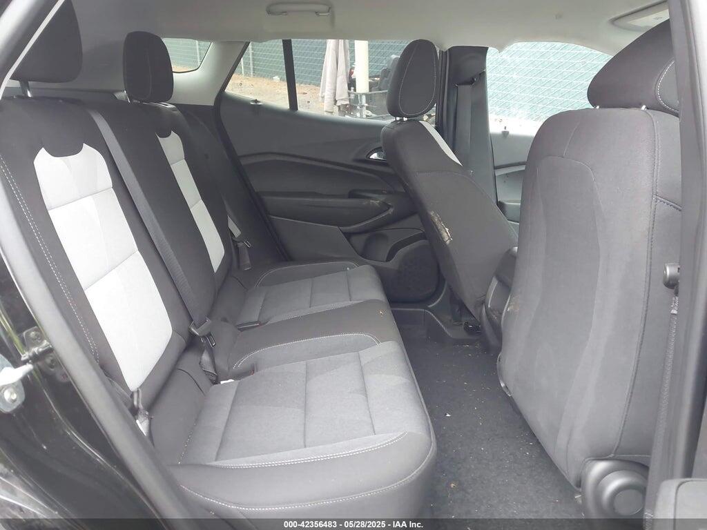 KL77LFEP6SC193252 2025 CHEVROLET TRAX photo no. 8