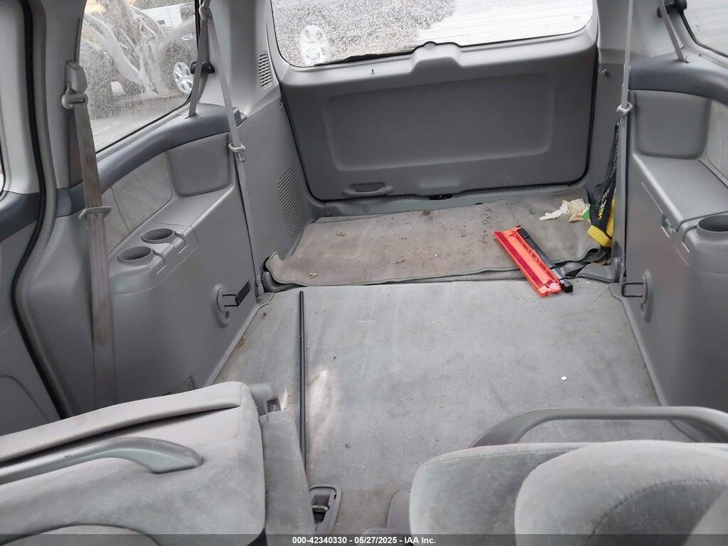 5FNRL18634B042571 2004 HONDA ODYSSEY photo no. 8