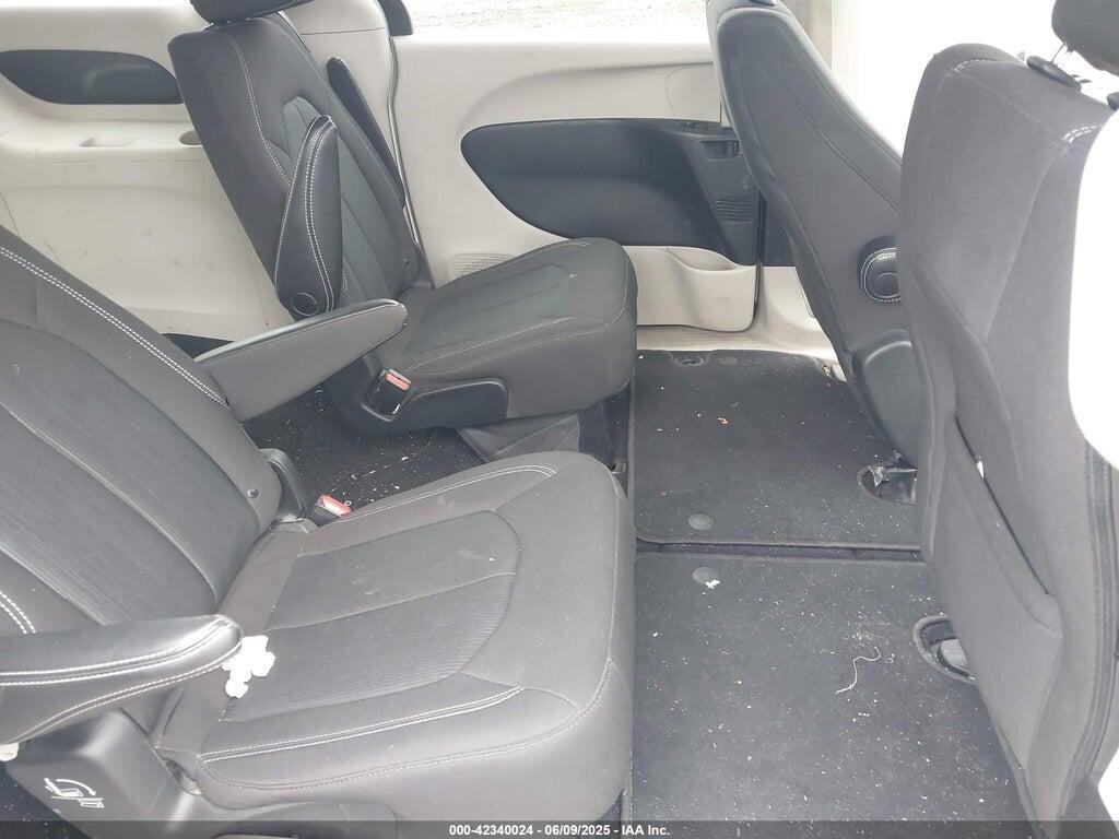 2C4RC1CGXNR102738 2022 CHRYSLER VOYAGER photo no. 8