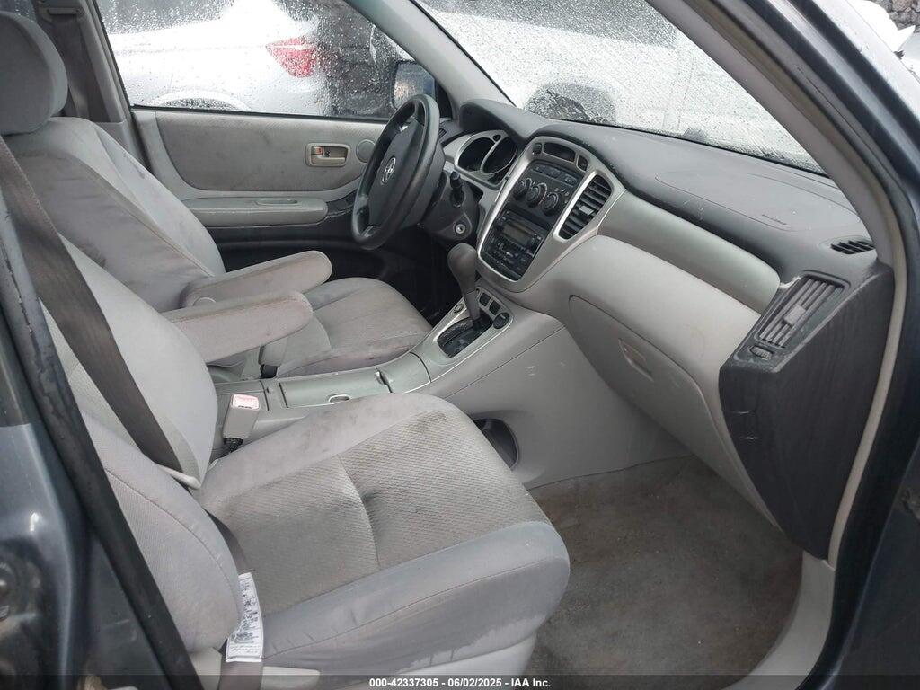 JTEGP21A940014073 2004 TOYOTA HIGHLANDER photo no. 5