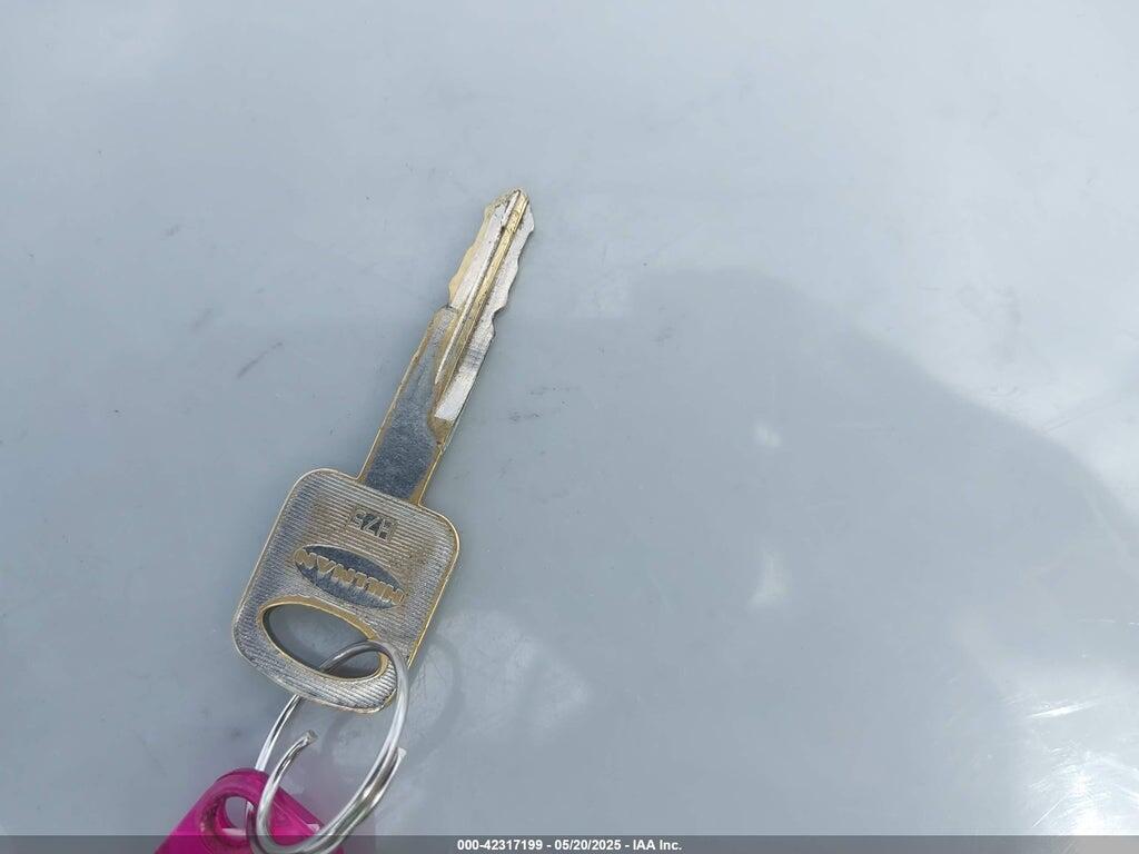 1FTRE1425XHC02452 1999 FORD E-150 photo no. 11