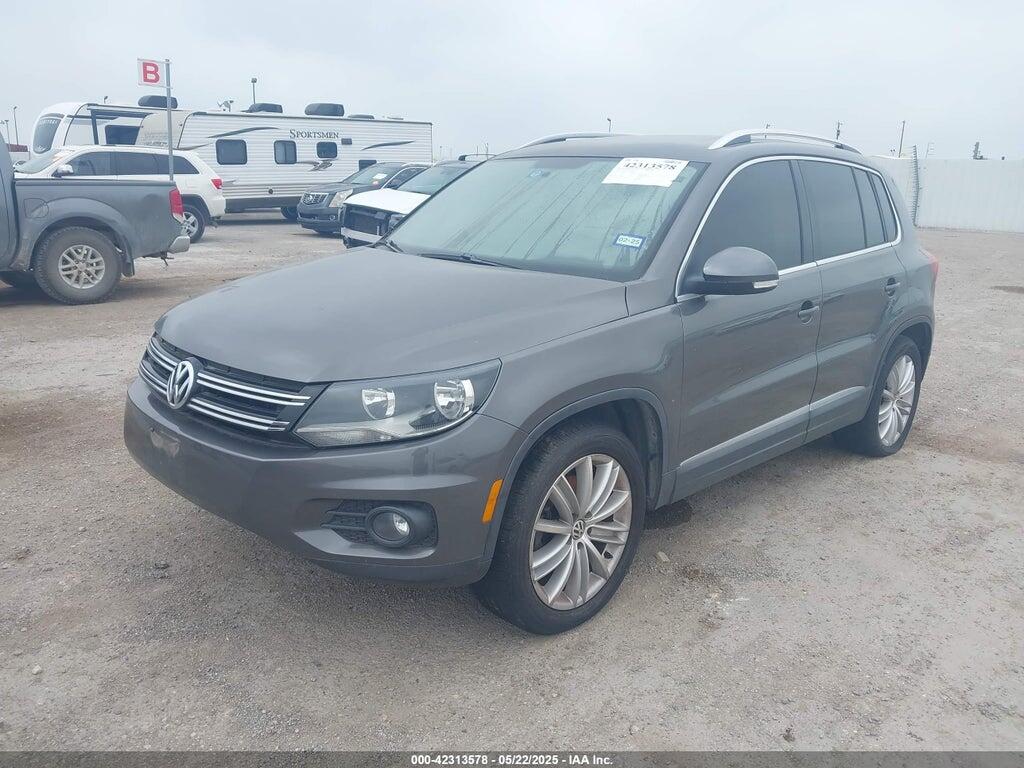 WVGAV7AX5CW005816 2012 VOLKSWAGEN TIGUAN photo no. 2