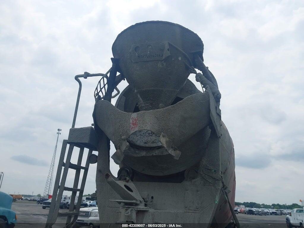 2FZHAZDE17AX82465 2007 STERLING TRUCK LT photo no. 8