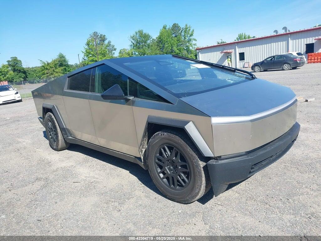 7G2CEHED6SA066009 2025 TESLA CYBERTRUCK photo no. 1