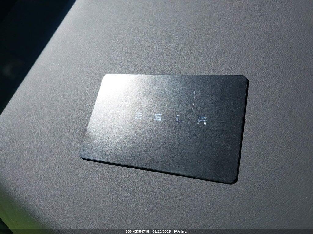 7G2CEHED6SA066009 2025 TESLA CYBERTRUCK photo no. 11