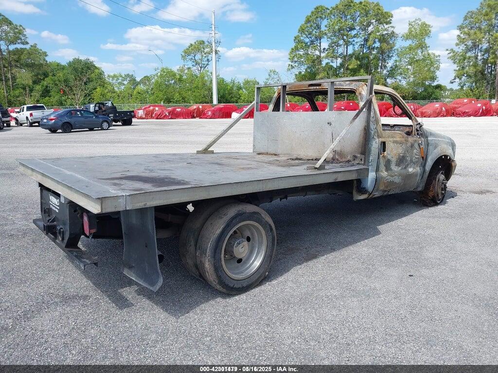 1FDXF46F5YEA12185 2000 FORD F-450 photo no. 3