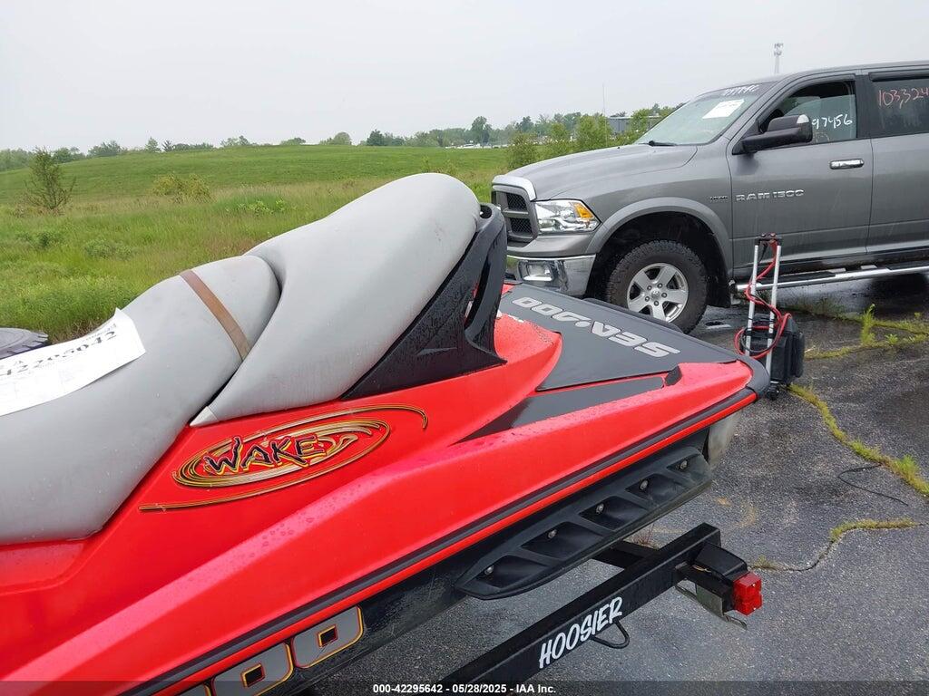 00000YDV13097B505 2005 SEADOO SEADOO photo no. 8