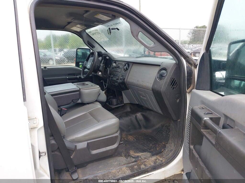 1FD8W3G61CEA30379 2012 FORD F-350 CHASSIS photo no. 6