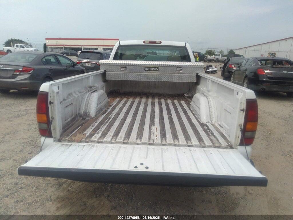 1GCEC14T02Z283991 2002 CHEVROLET SILVERADO 1500 photo no. 8
