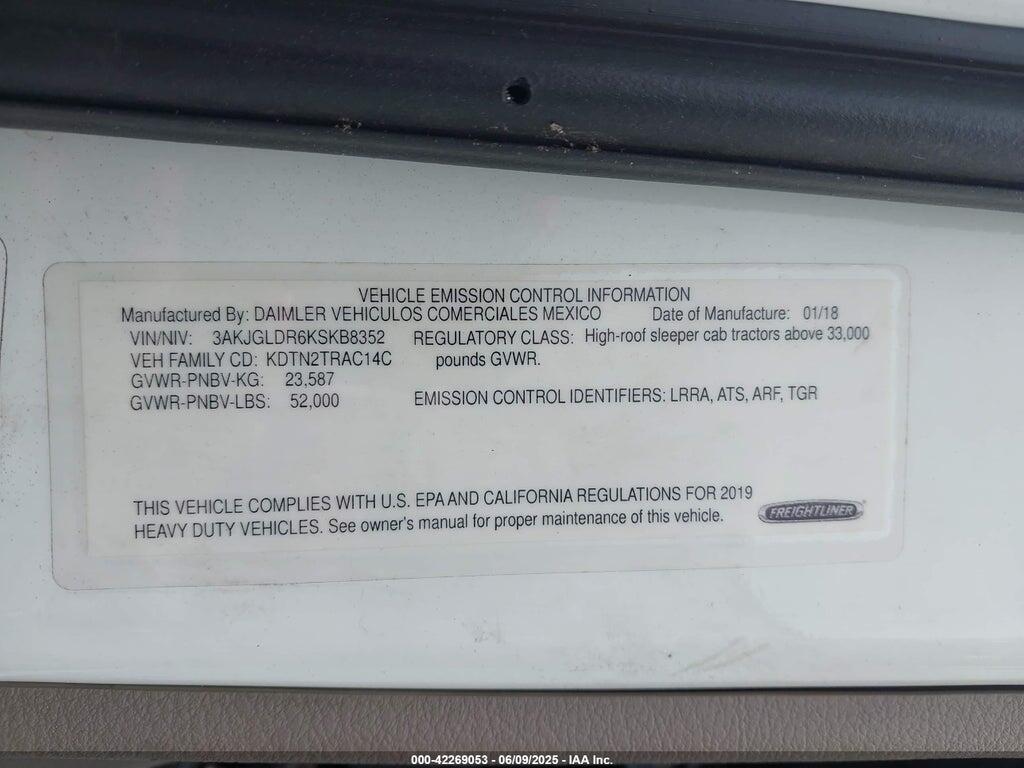 3AKJGLDR6KSKB8352 2019 FREIGHTLINER CASCADIA 125 photo no. 8
