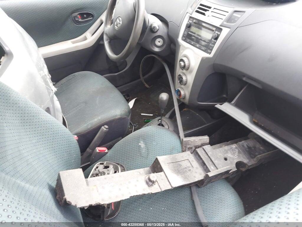 JTDJT923985156110 2008 TOYOTA YARIS photo no. 5