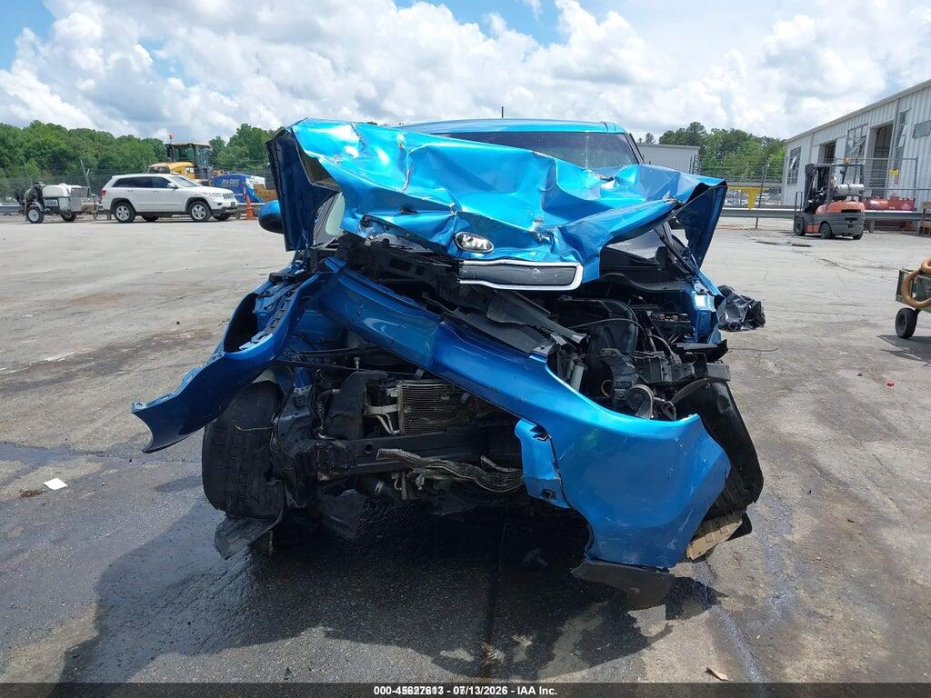KNDJP3A51G7352615 2016 KIA SOUL photo no. 12