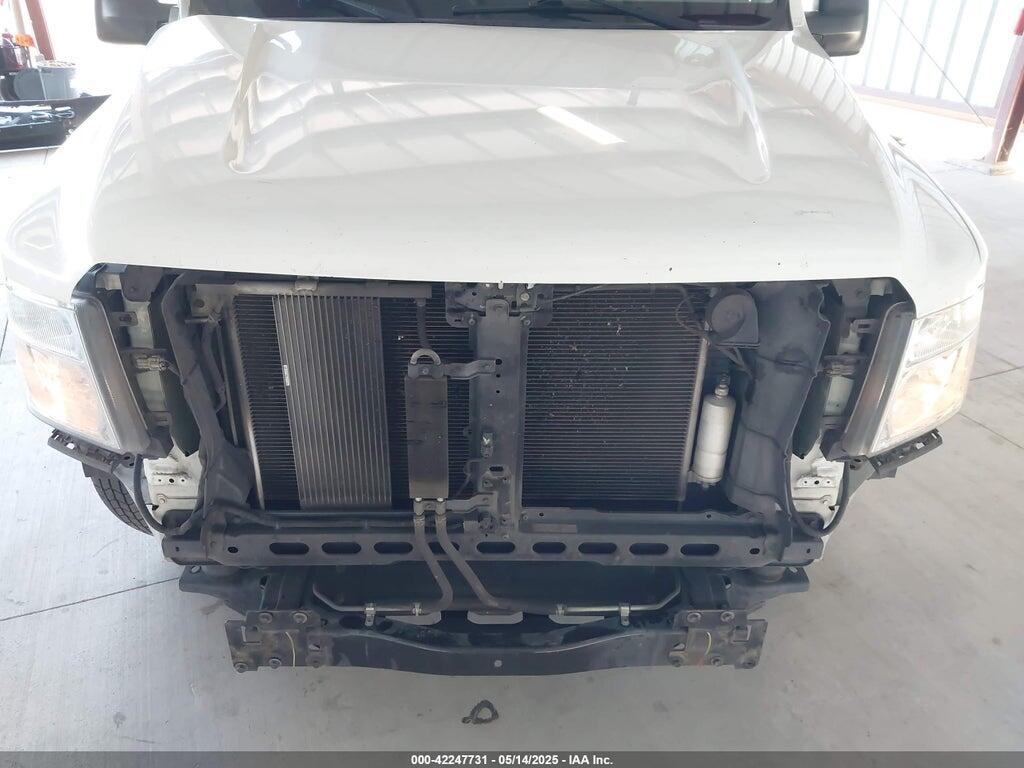 1N6BF0KY7GN801979 2016 NISSAN NV CARGO NV2500 HD photo no. 6