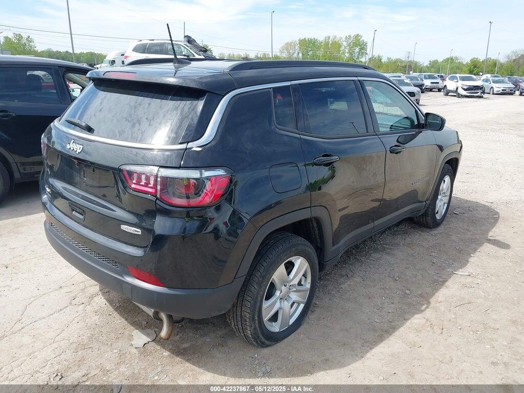 3C4NJDBB8NT132250 2022 JEEP COMPASS photo no. 4