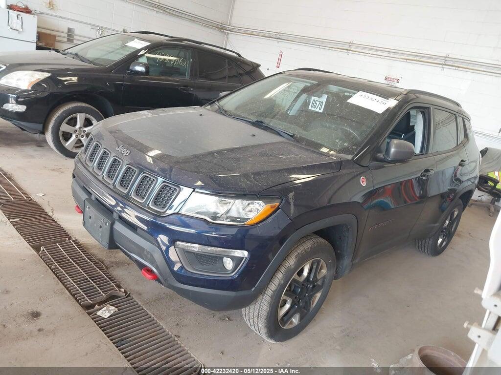 3C4NJDDBXJT174653 2018 JEEP COMPASS photo no. 2