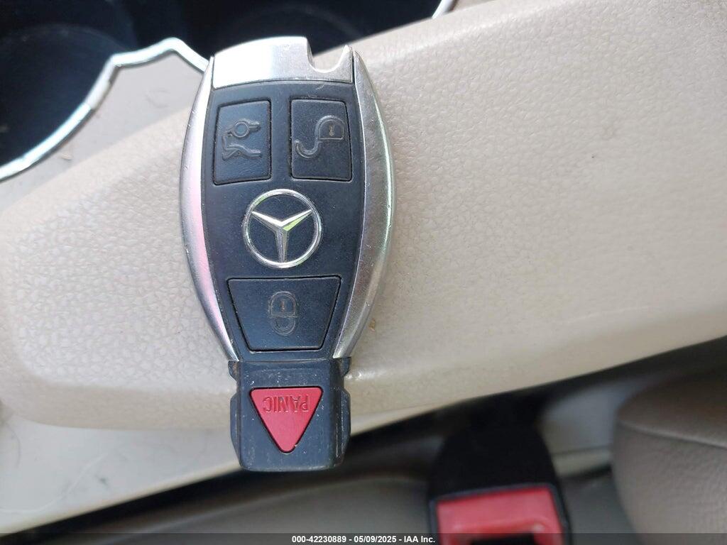WDDGF5EB1AF431858 2010 MERCEDES-BENZ C 300 photo no. 11