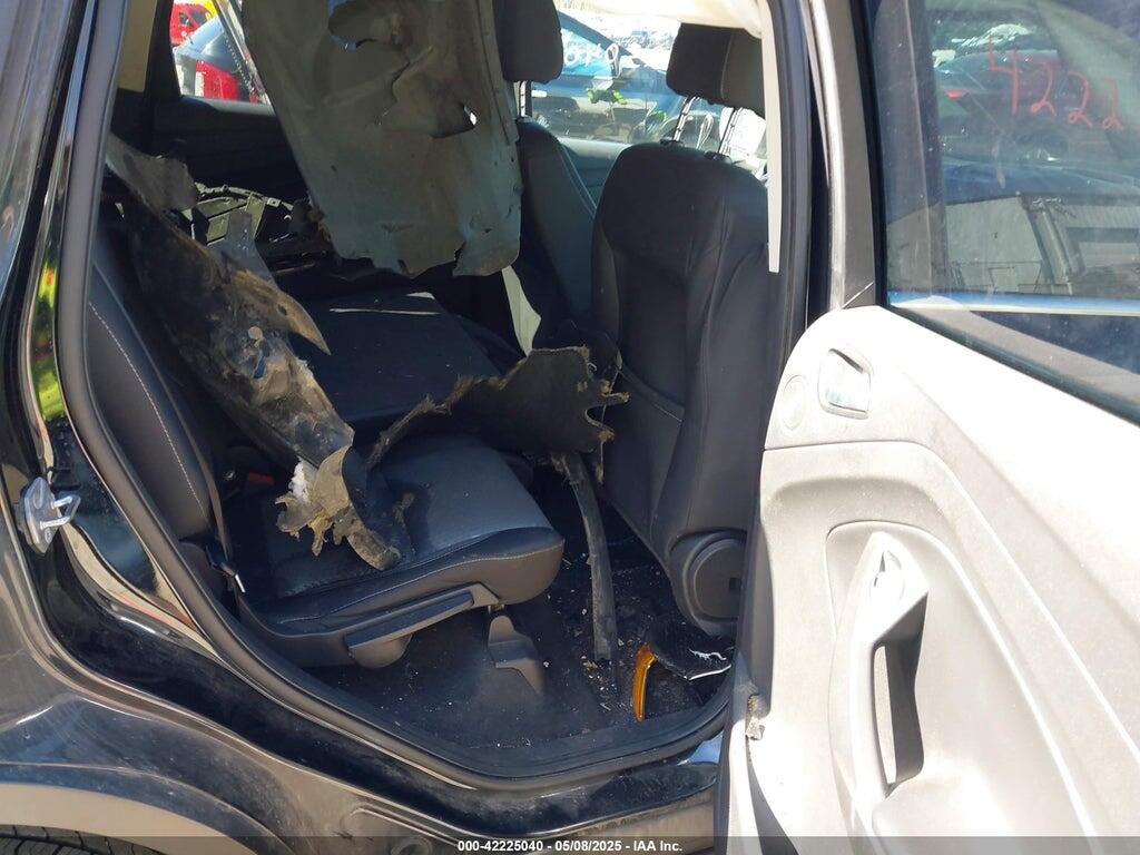 1FMCU0GD2HUC54061 2017 FORD ESCAPE photo no. 8