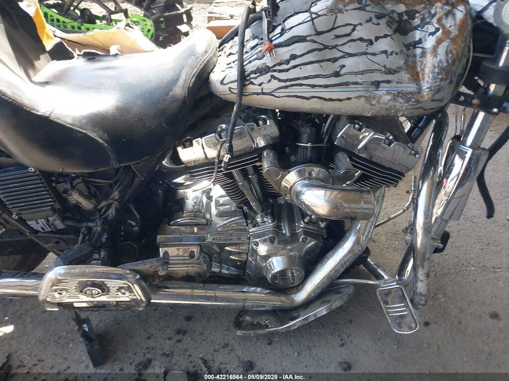 1HD1FRW166Y643100 2006 HARLEY-DAVIDSON FLHRCI photo no. 8