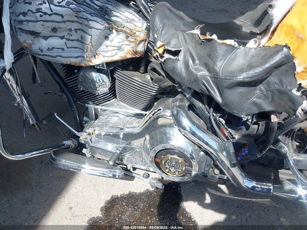 1HD1FRW166Y643100 2006 HARLEY-DAVIDSON FLHRCI photo no. 9
