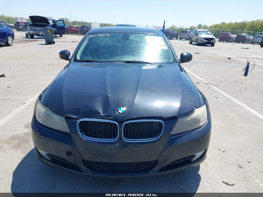 WBAPK7C5XBA772525 2011 BMW 328I photo no. 12